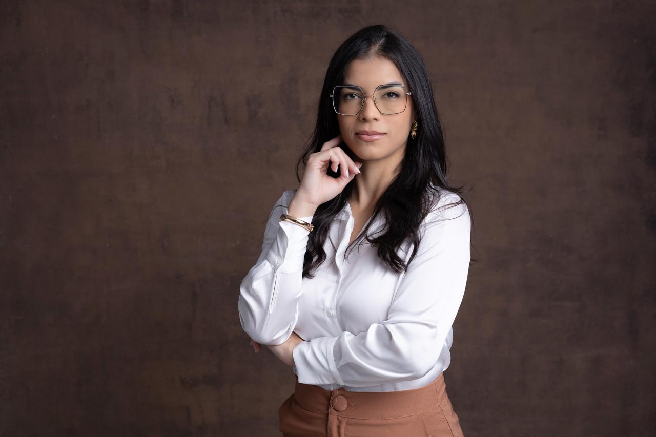 Dra. Camila Cardoso, advogada sócia-fundadora — OAB/RJ 211608